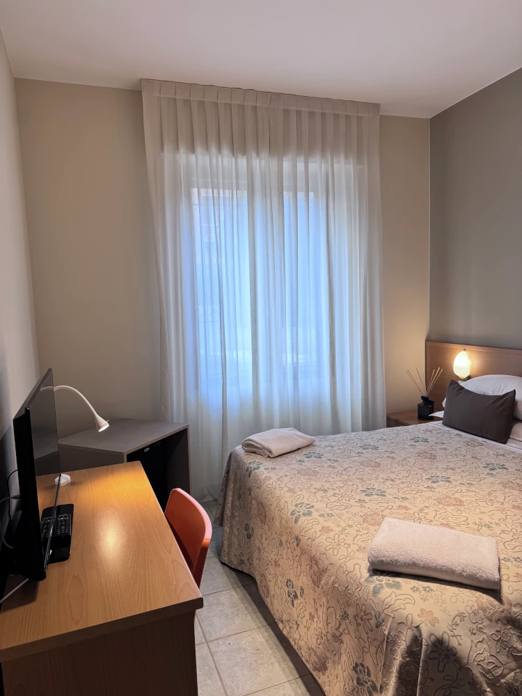 Singola Standard, la camera essenziale per soggiorni di lavoro a Poggibonsi - foto 3